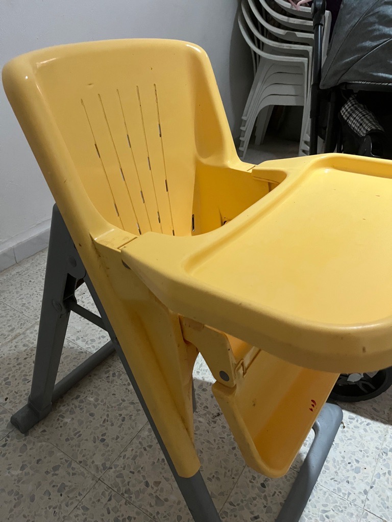 Chaise haute pour bébé 