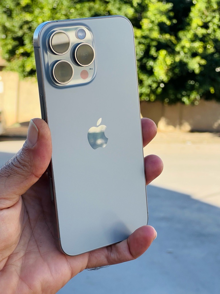 iPhone 16 pro Max đđ©¶256goâ
100% batry â
talifoun bakou