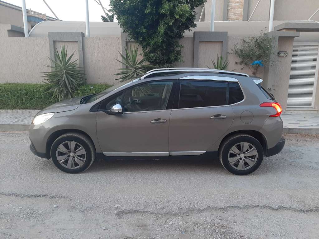 Peugeot 2008 allure toute option