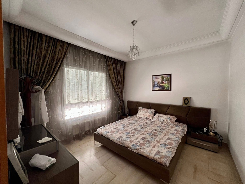 A vendre s+3 rez de chaussée au jardin de carthage