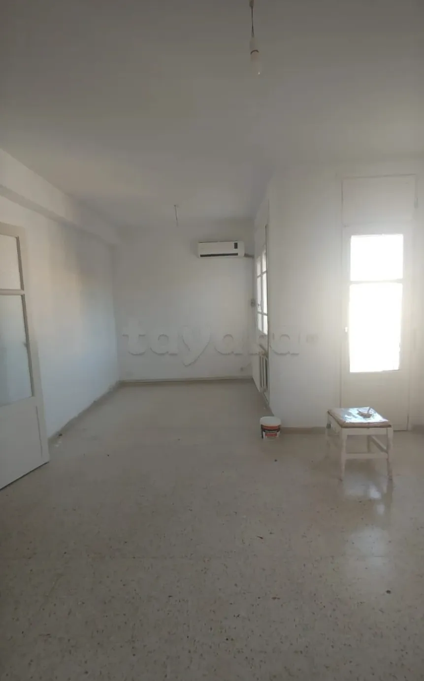 Location S2 vide Ă El Manar 2