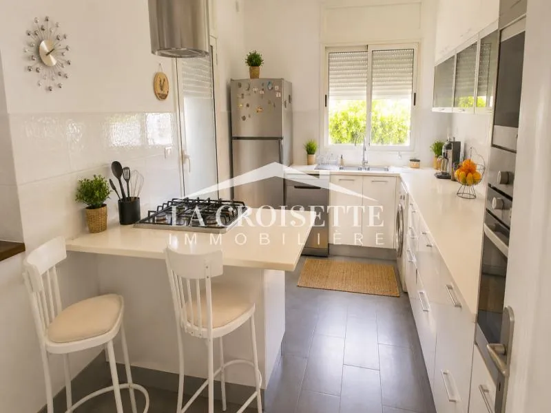 Etage de villa S+3 meublé à La Marsa MEL0608