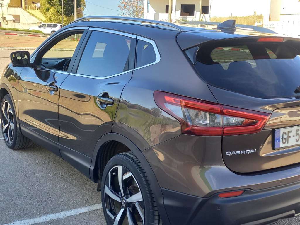 Av ou échange nissan Qashqai tekna plus diesel boite auto157000km tel92535789