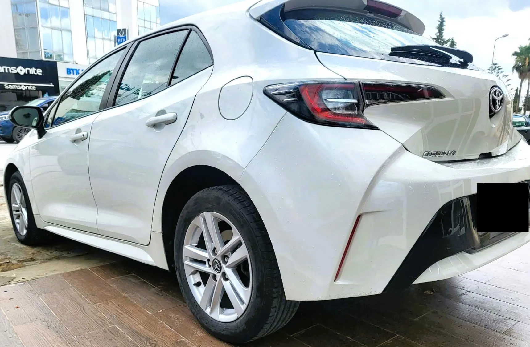 TOYOTA COROLLA - photo 10