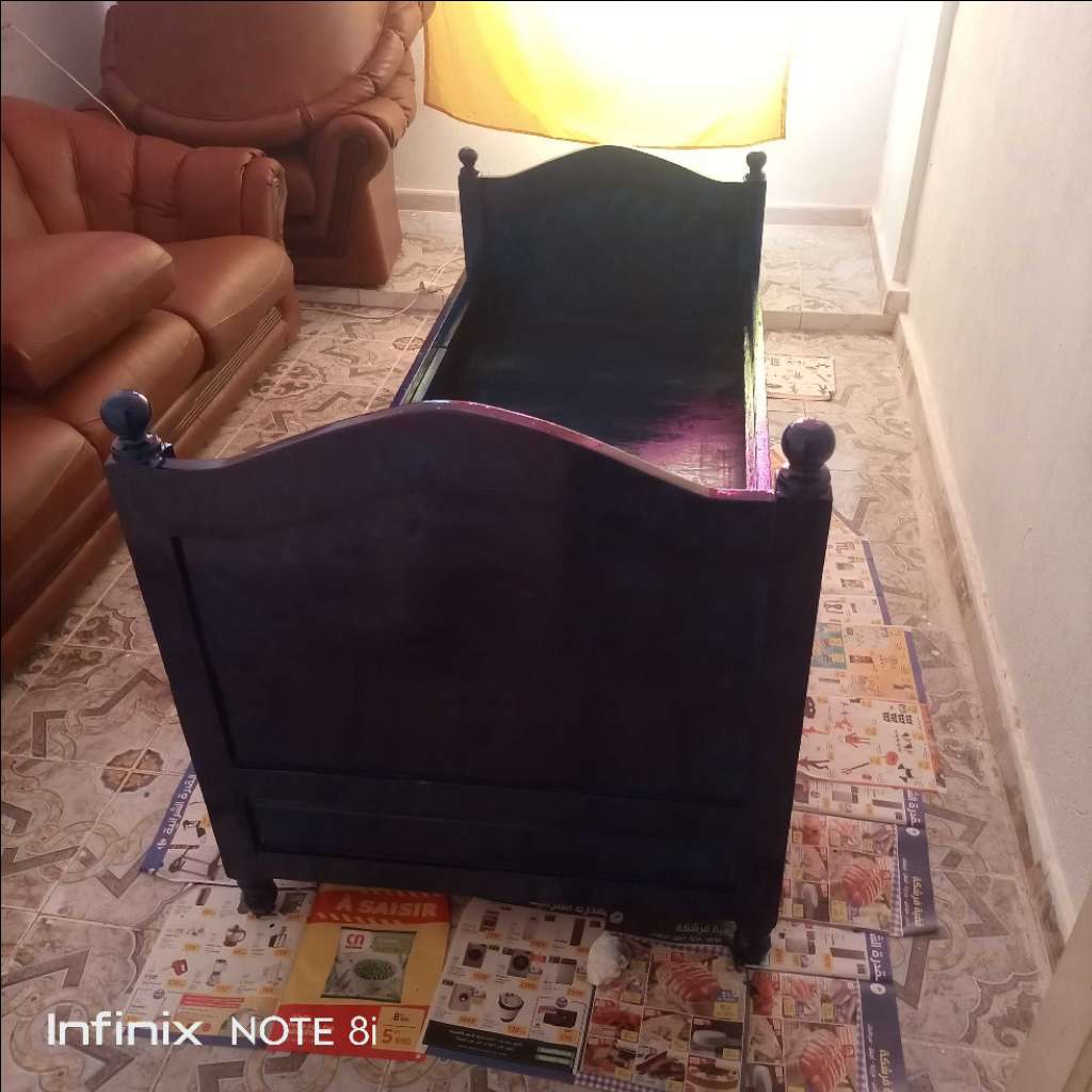 Lit un place bois rouge