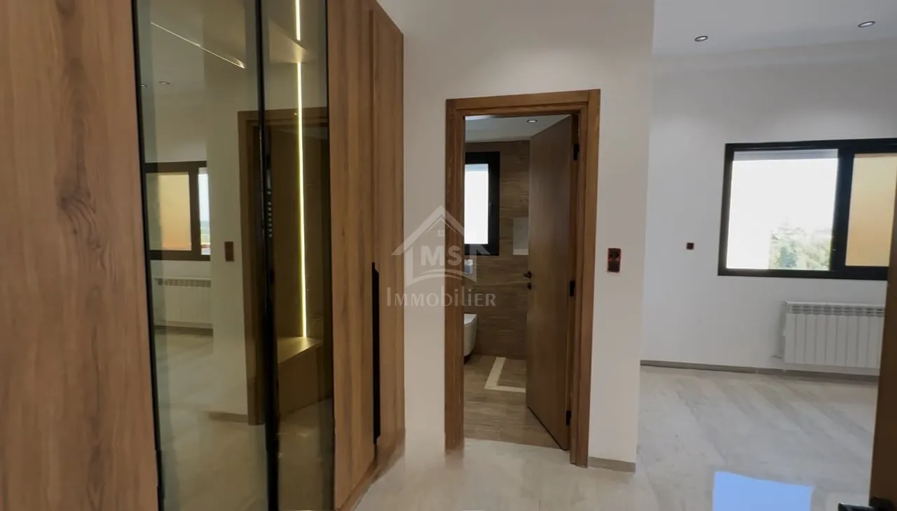 Villa toute neuve avec piscine et jardin à vendre 51355351