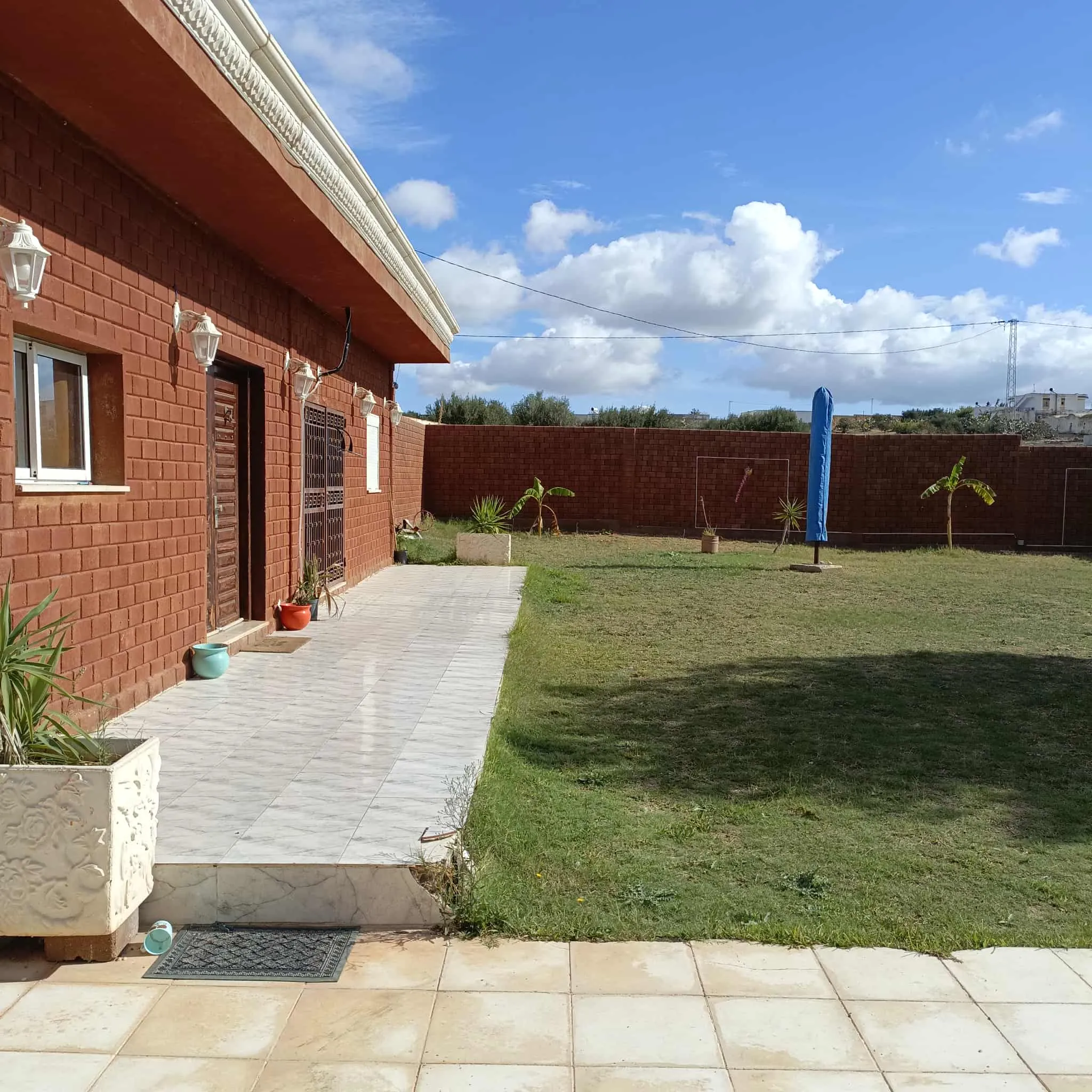 AV coquette maison avec piscine à hammamet sud 