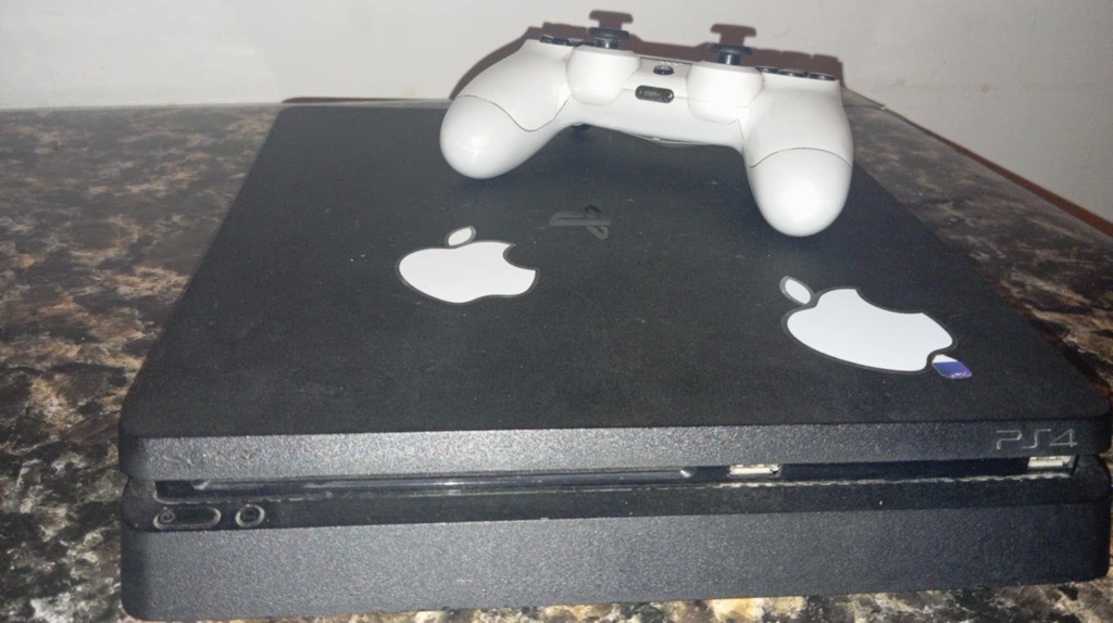 Ps4 slim bonne occasion avec manette 