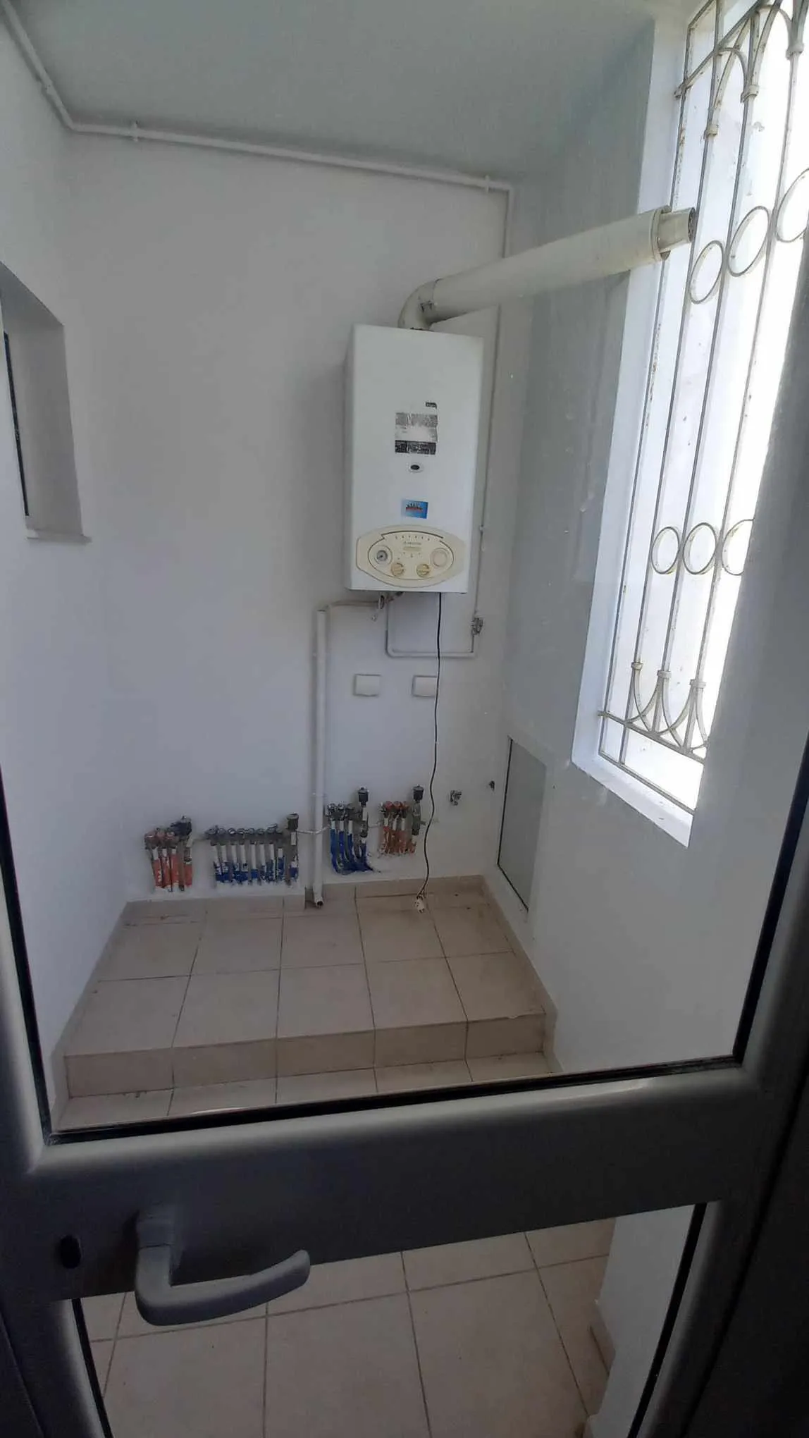 AV S+1 titré la soukra 215 MD
