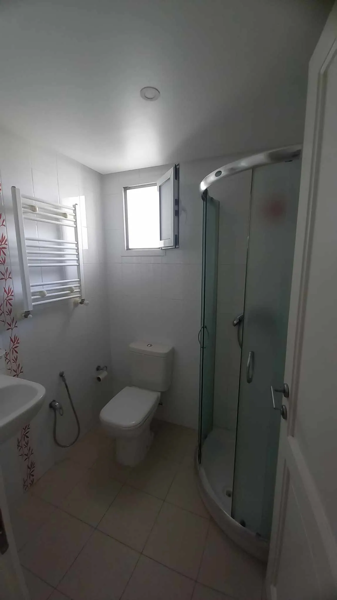 AV S+1 titré la soukra 215 MD