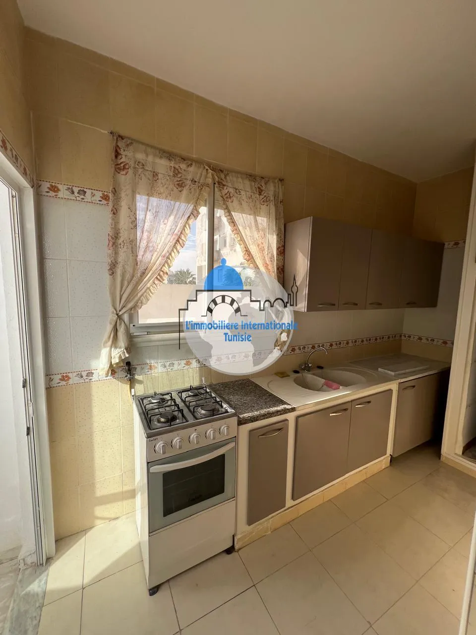 Appartement S+2 meublé pour la location annuelle à Khzema Est