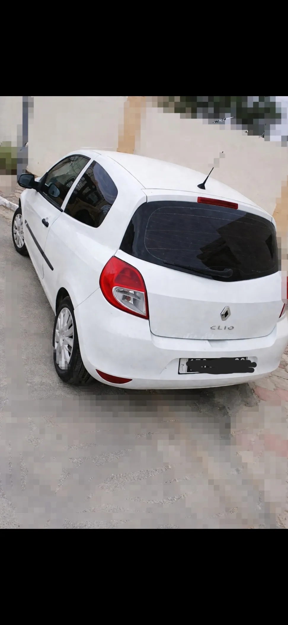 Clio 3 1.5 dci 6 ch année 2011