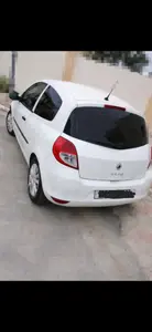 Clio 3 1.5 dci 6 ch année 2011