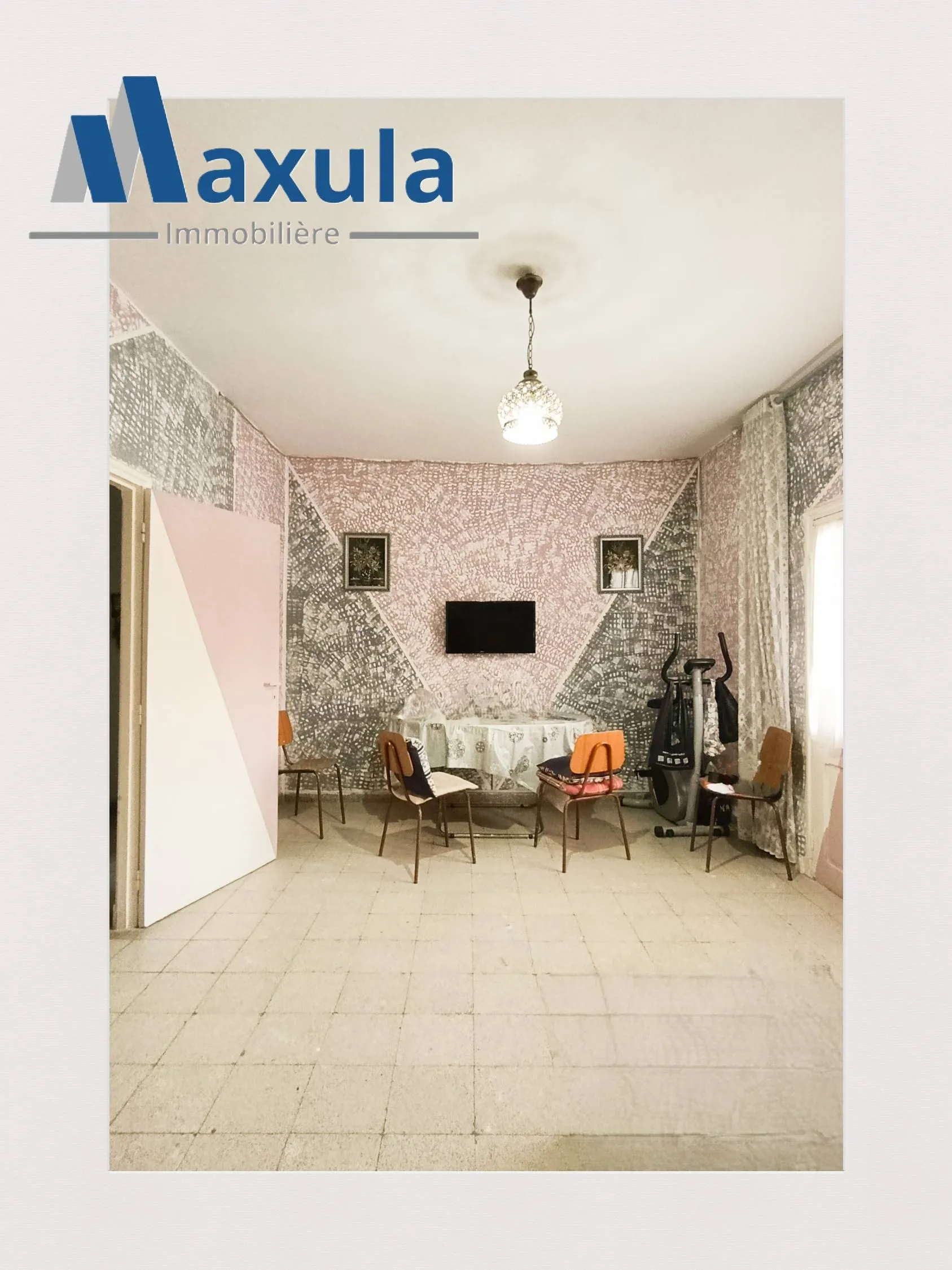 À VENDRE APPARTEMENT S+2 AU 1ER ÉTAGE À RADES SNIT