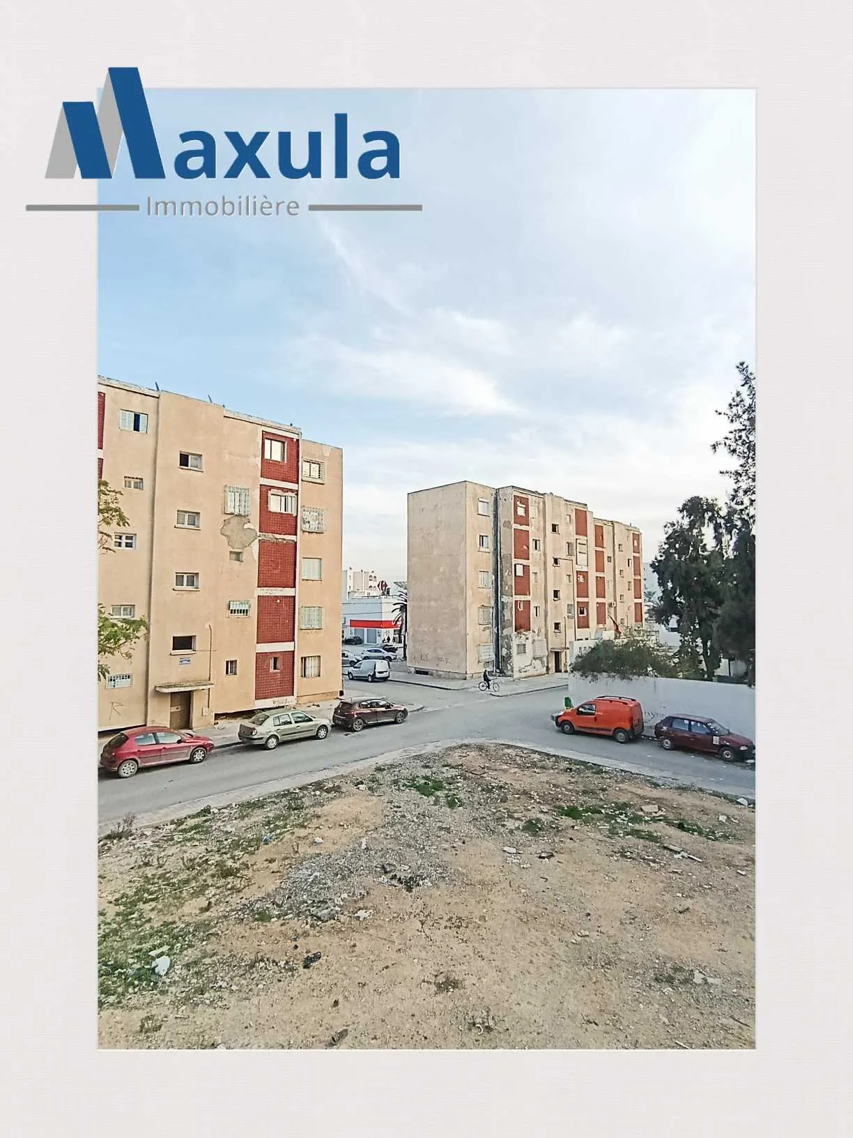 À VENDRE APPARTEMENT S+2 AU 1ER ÉTAGE À RADES SNIT