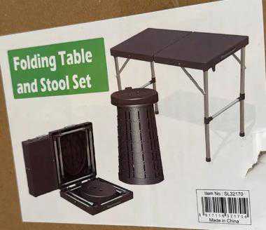 Ensemble de table et tabourets pliants