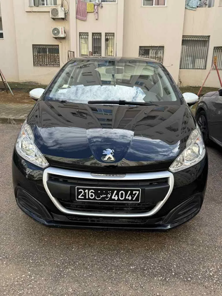 Voiture à vendre en très bonne etat 