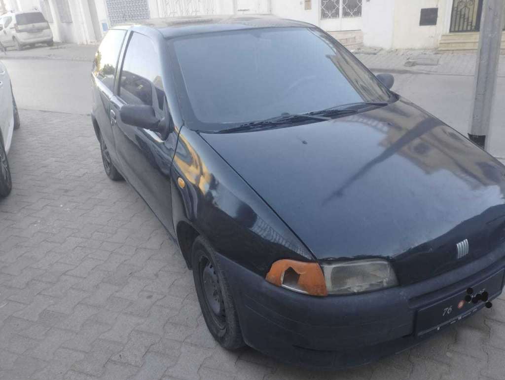 Fiat Punto 1 deux portes pensionné 