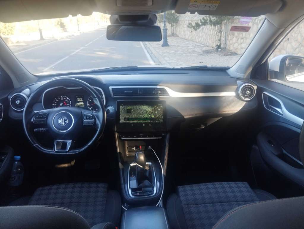 Mg zs boîte automatique 