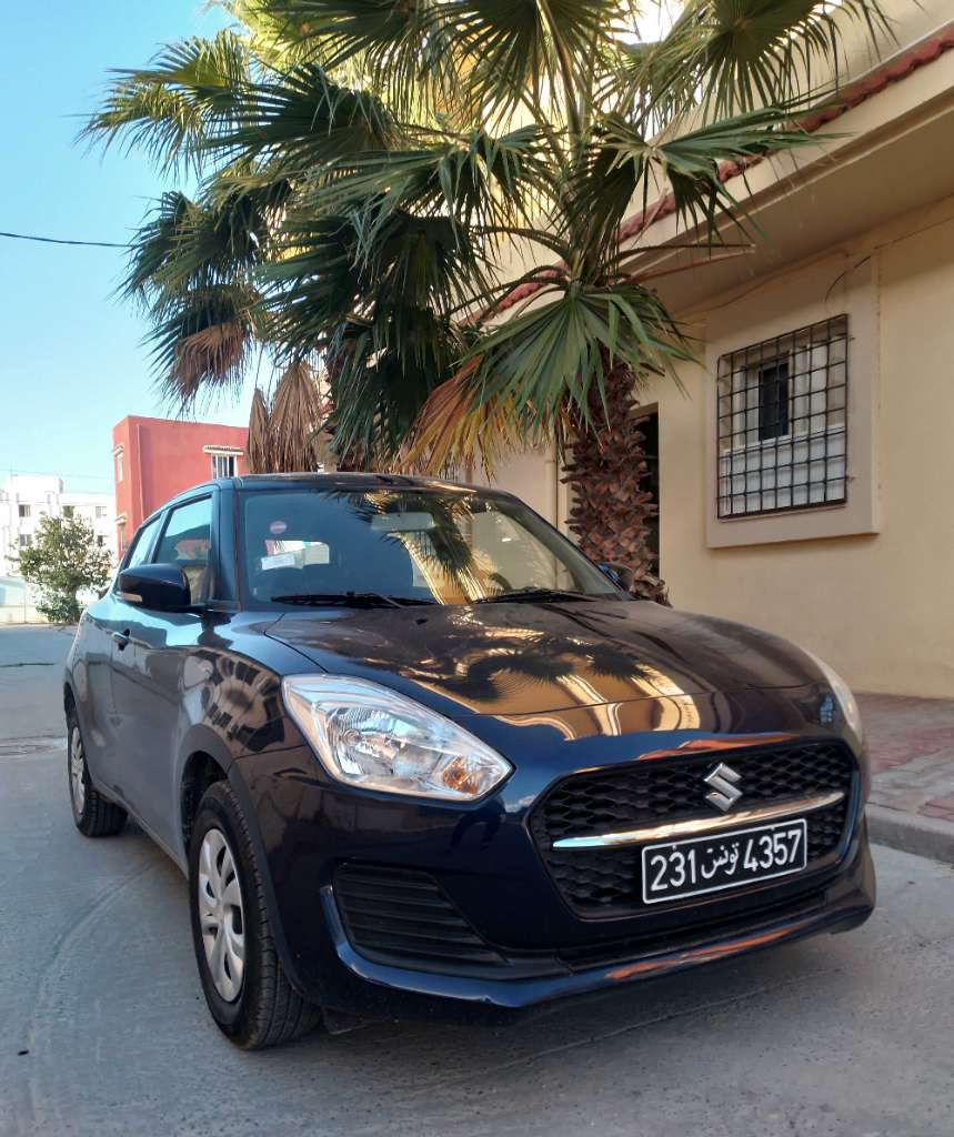 SUZUKI SUIFT NEUF PREMIERE MAIN 