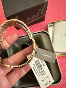 Montre automatique de la marque FOSSIL