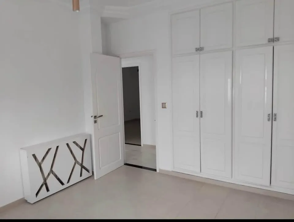  À louer – Étage villa S+3 à Riadh EL Andalous (Ariana)