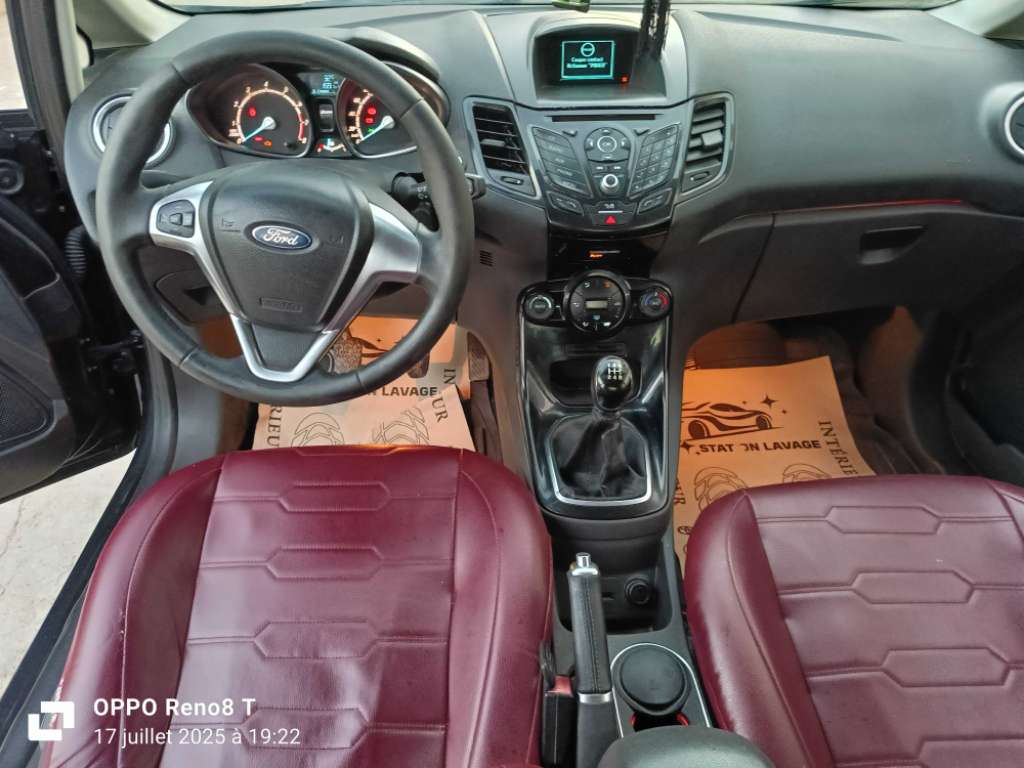 Ford Fiesta titanium plus
