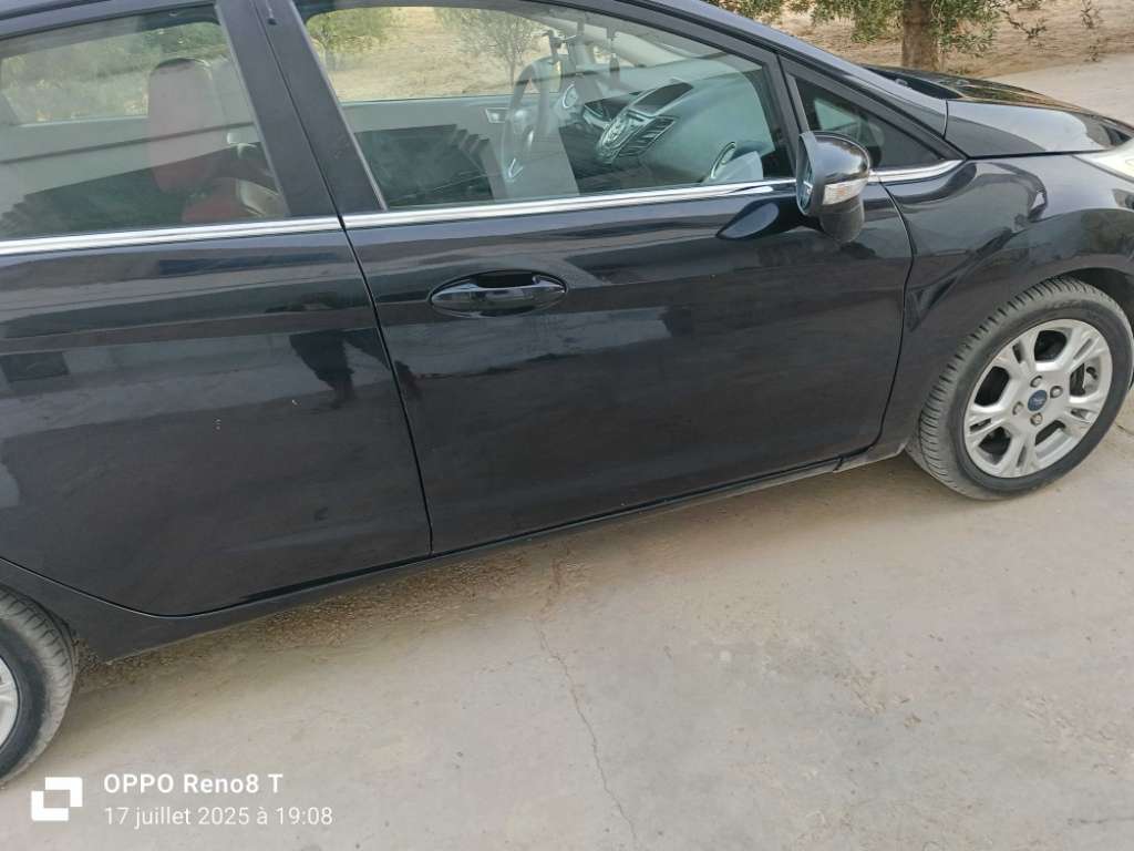 Ford Fiesta titanium plus