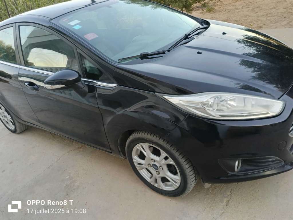 Ford Fiesta titanium plus