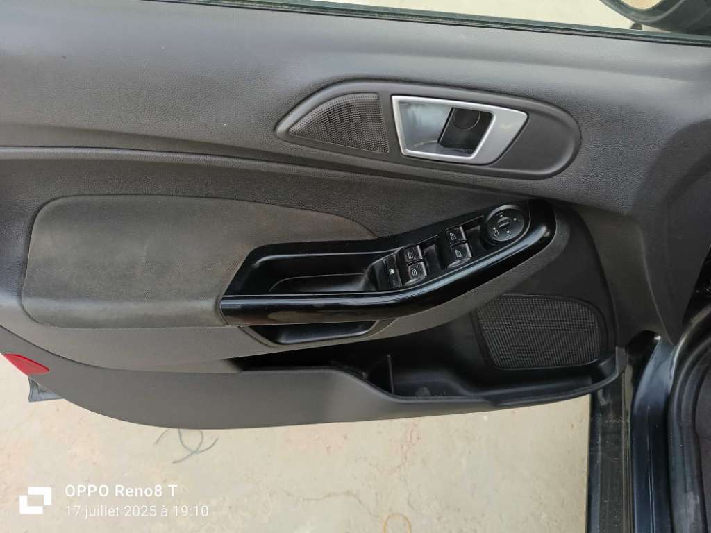 Ford Fiesta titanium plus
