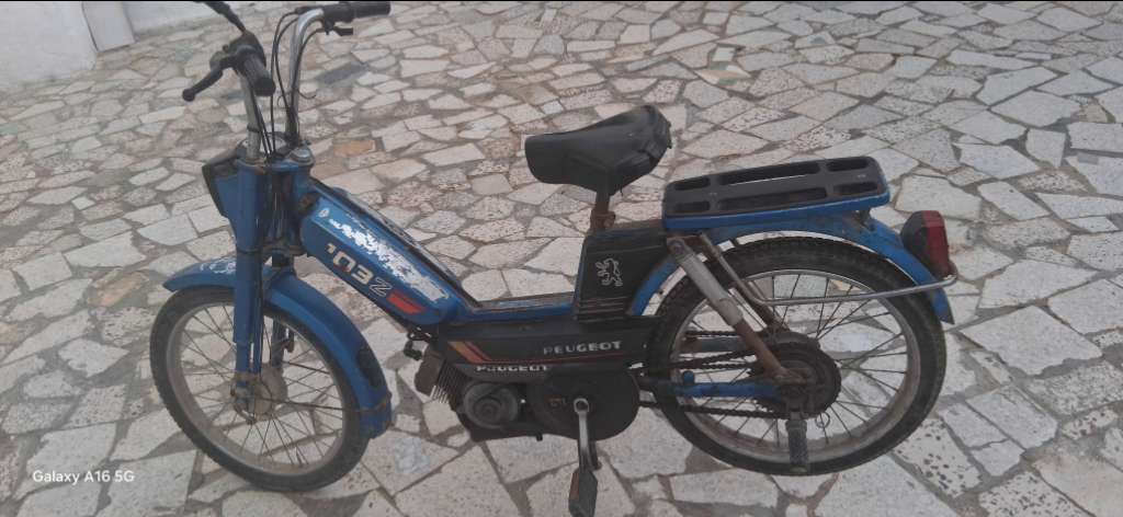 Peugeot 103 