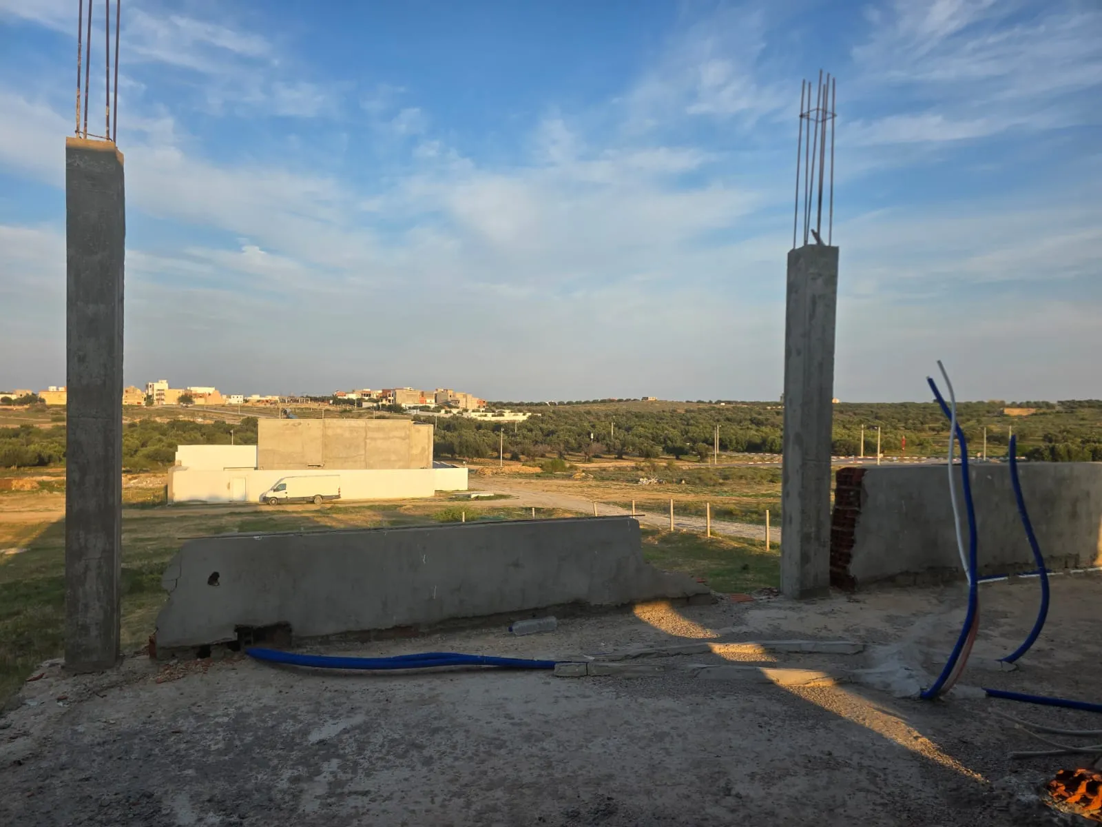 Avendre villa de 1300m2 inachevé à RMILA CHATT_MARIEM