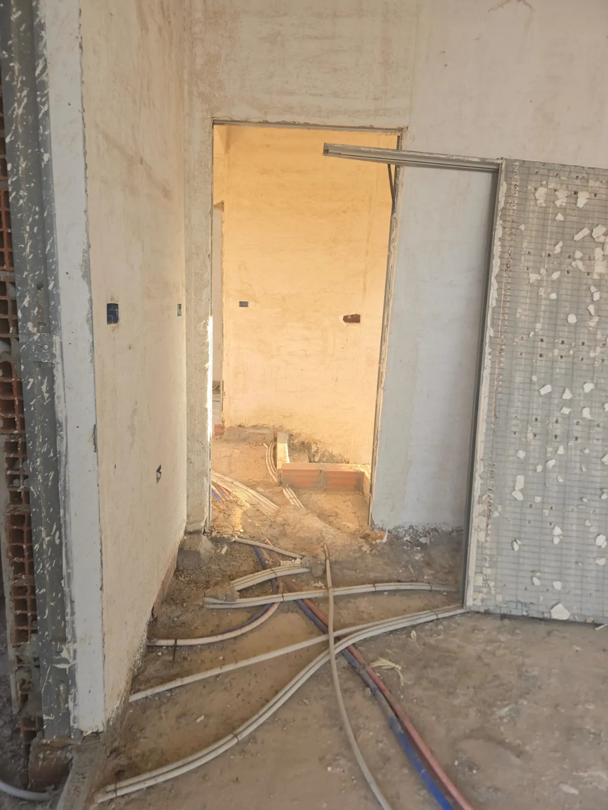 Avendre villa de 1300m2 inachevé à RMILA CHATT_MARIEM