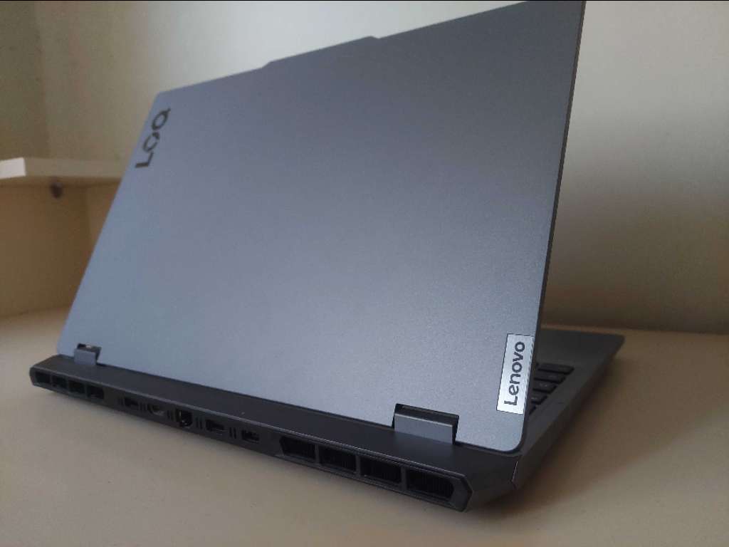 Lenovo LOQ 15ARP9 - RTX 4050/Ryzen 7 7435HS/24Go RAM DDR5/1To SSD  (PRIX NÉGOCIABLE)