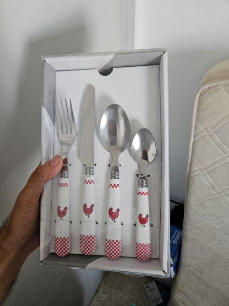 Set 24 couverts