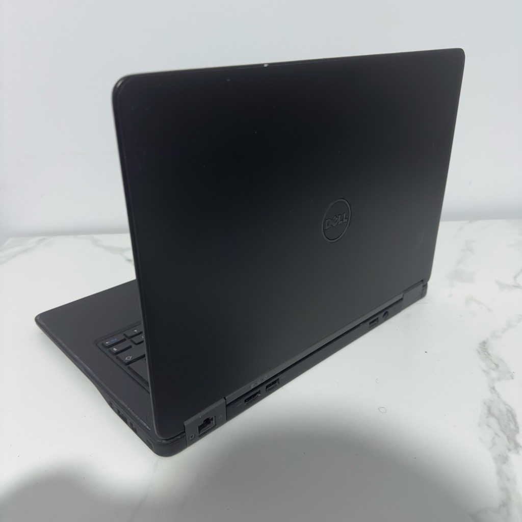DELL Latitude E7250 I5\8GB\256SSD