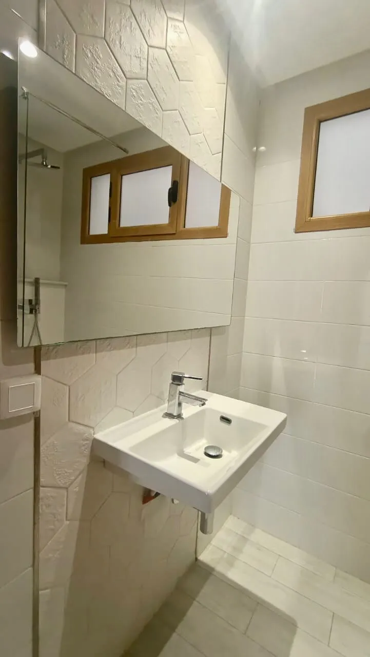 A Louer Etage de villa S+3 à Jardin d'el Menzah
