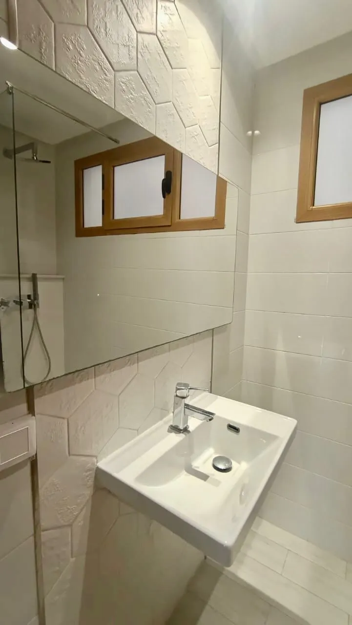 A Louer Etage de villa S+3 à Jardin d'el Menzah