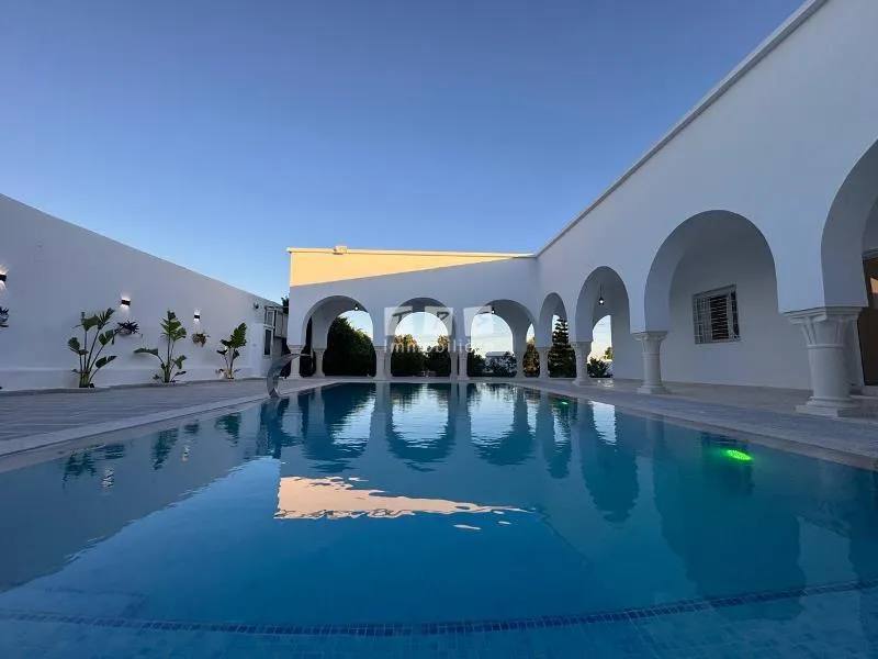 Villa SEBASTIEN (Réf: V1038)
