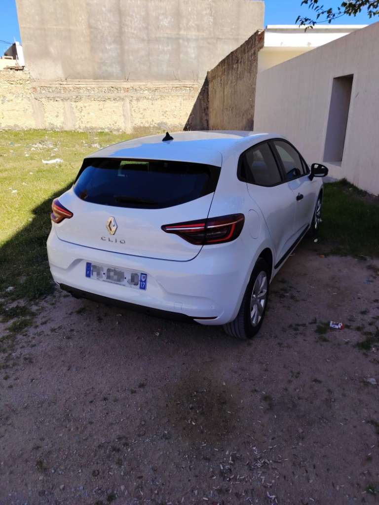 CLIO 5