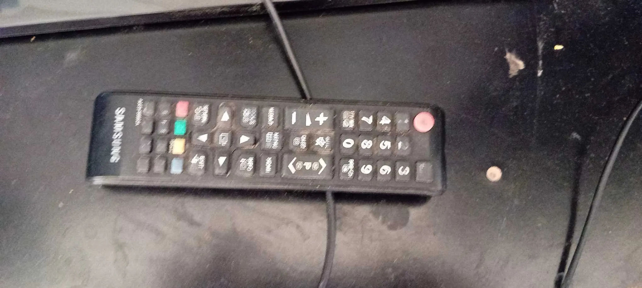 télévision sumsung 43" avec récepteur géant 6700 gratuit