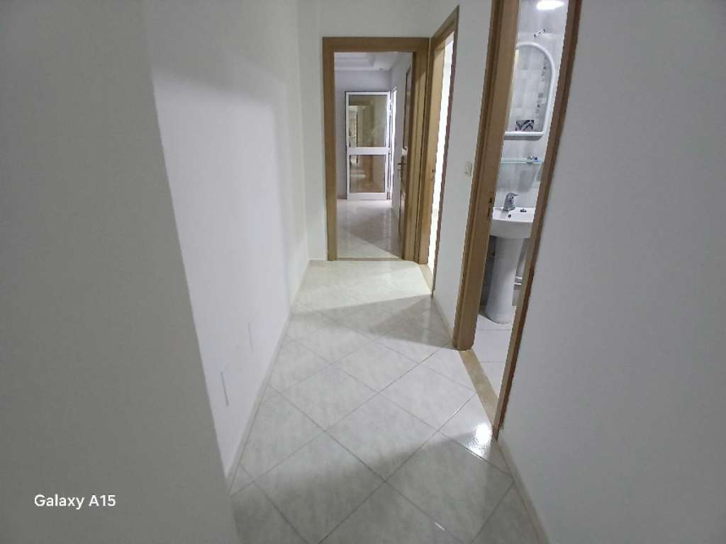 A louer appartement S+2 au deuxième étage sans ascenseur situé à hamam sousse BHAIR