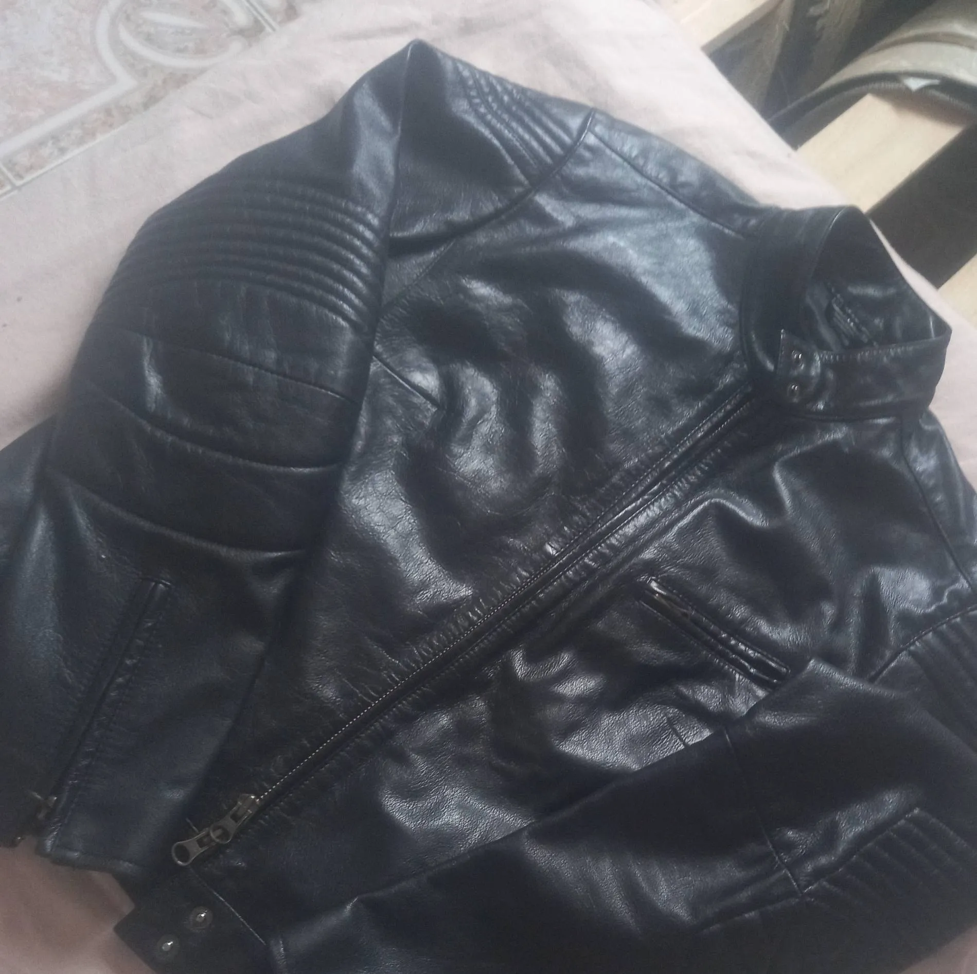 Vente veste cuire noir