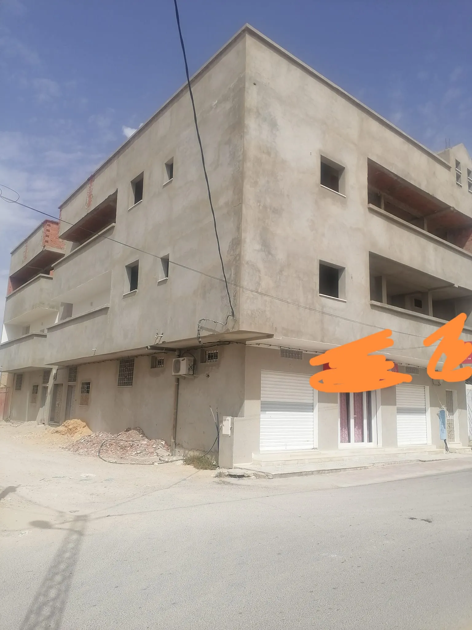 A vendre R+2 en cours de construction 