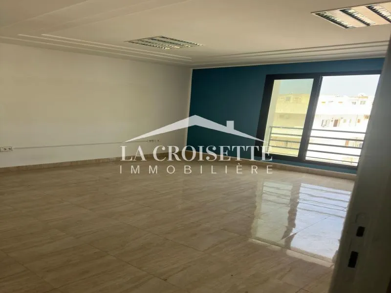 Bureau H+2 à Carthage ZBL0523