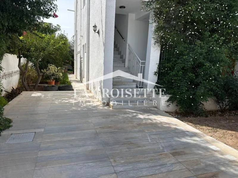 Etage de villa S+3 à La Marsa MEL0611