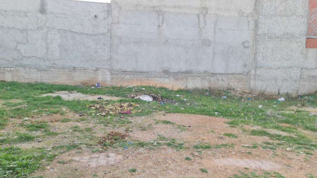 ارض للبيع في المحمدية بن عروس