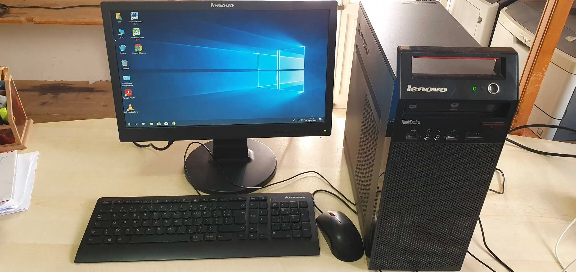 Lenovo Thinkcenter E73 Type: 10AS