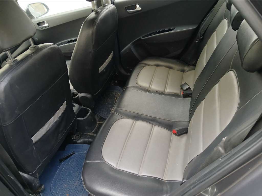 Hyundai i10 2019 bva 1ere main 147.000 km