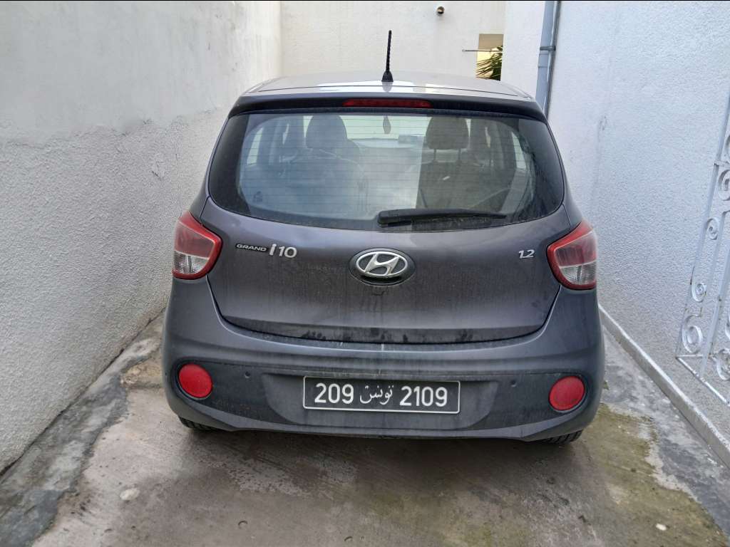 Hyundai i10 2019 bva 1ere main 147.000 km